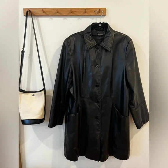 Vintage Black Genuine Leather Trench - Picture 2 of 3